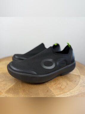 •OOFOS• Men’s Oomg Eezee Low Shoe - Black Slip On